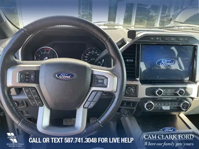 2022 Ford F-350 Lariat HEATED / COOLED SEATS | MOONROOF | REM... in Cars & Trucks in Red Deer - Image 8