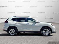 Win a score on this certified 2020 Nissan Rogue before it's too late. Spacious but easy-moving, its... (image 7)