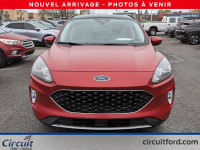 La Ford Escape SEL Hybride 2022 offre un plaisir de conduite remarquable, parfaitement adaptée aux r... (image 1)
