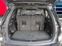 This Jeep Grand Cherokee L has a strong Regular Unleaded V-6 3.6 L/220 engine powering this Automati... (image 8)