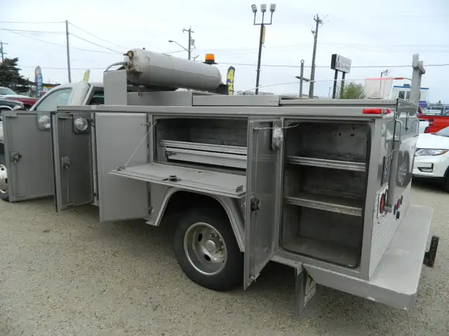 2008 GMC Sierra 3500 SERVICE TRUCK /ONLY 110 000 KMS  dans Autos et camions dans Ville d’Edmonton - Image 5