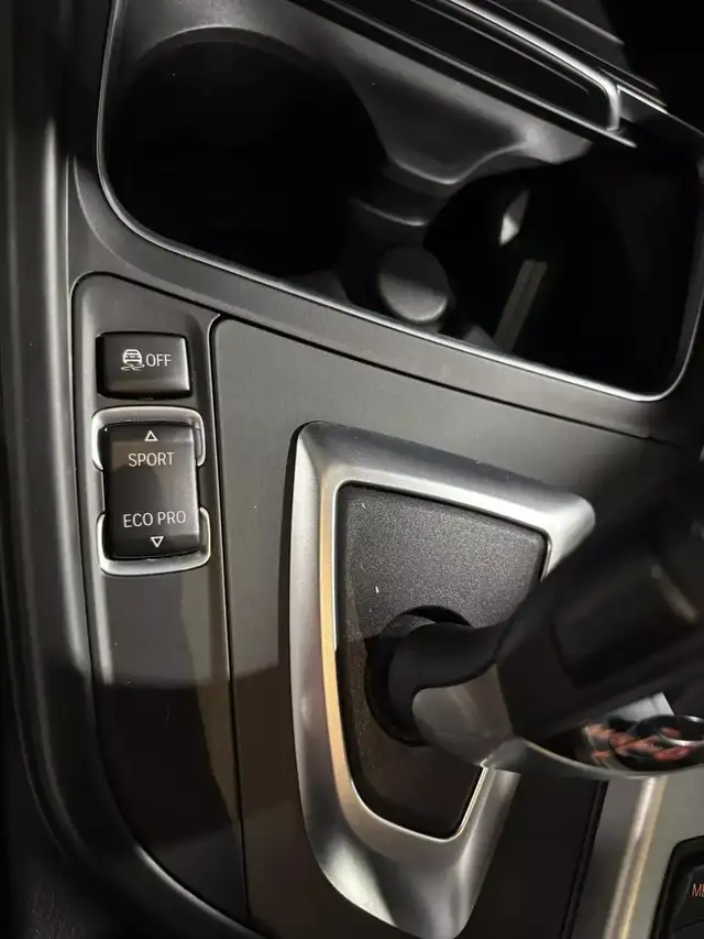 2017 BMW 3-Series 320i xDrive/CUIR/TOIT/NAV/AC/MAGS/CRUISE/23878 in Cars & Trucks in City of Montréal - Image 21
