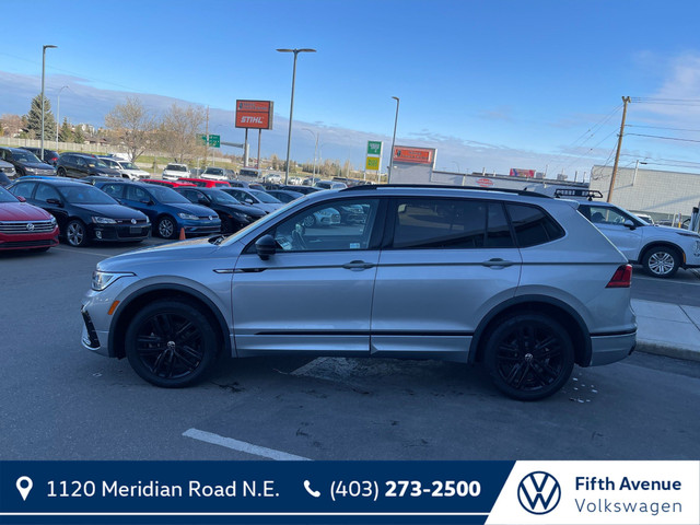 2022 Volkswagen Tiguan Comfortline R-Line Black Edition 4MOTION  in Cars & Trucks in Calgary - Image 4