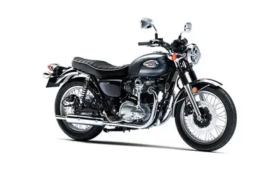 The 1960s spirit runs deep in the Kawasaki W800 retro classic lineup. With every rev, its iconic her...