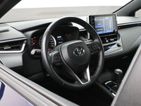The 2020 Toyota Corolla SE combines sporty design, impressive efficiency, and advanced tech to eleva... (image 5)