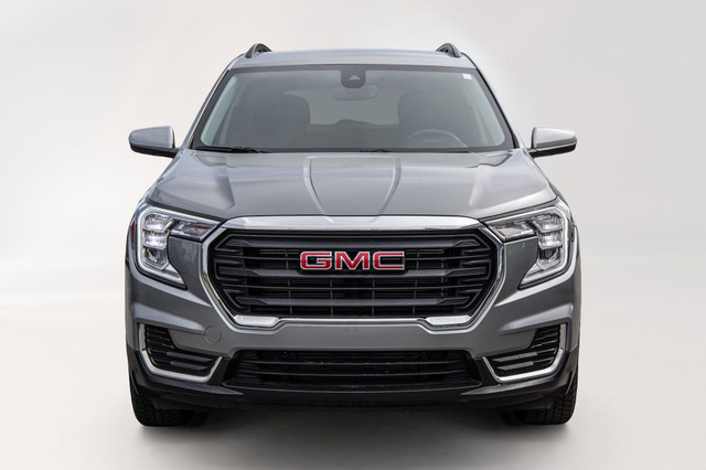 2023 GMC Terrain SLE | Caméra | Bluetooth | Sièges Chauffant | M in Cars & Trucks in City of Montréal - Image 2
