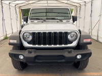 À voir! / Come see it! TRÈS BIEN ÉQUIPÉ / VERY WELL EQUIPPED. Version Sport 4x4 avec Moteur V6 3.6L,... (image 3)