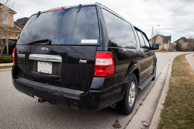 2009 Ford Expedition Max in Cars & Trucks in Mississauga / Peel Region - Image 4