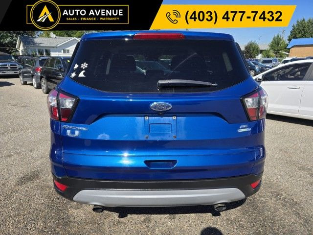 2017 Ford Escape SE - ALL WHEEL DRIVE, BLUETOOTH, BACKUP CAMERA, in Cars & Trucks in Calgary - Image 4