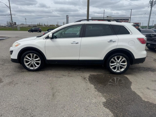 2011 Mazda CX-9 GT, LOADED, HEAD GASKET ISSUE, NEEDS REPAIR, AS  in Cars & Trucks in London - Image 2