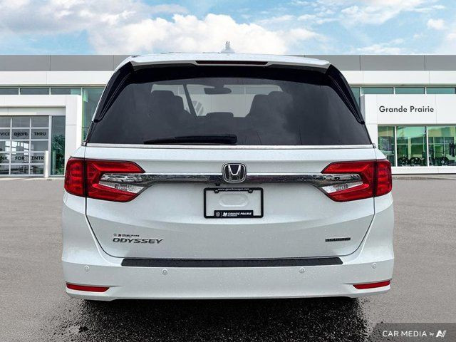 2020 Honda Odyssey Touring in Cars & Trucks in Grande Prairie - Image 4