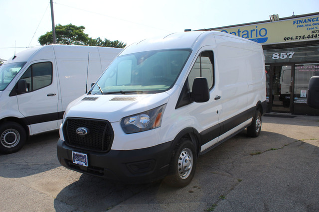 2022 Ford Transit 250 Van AWD Med. Roof w/Sliding Pass. 148-in.  in Cars & Trucks in Mississauga / Peel Region - Image 2
