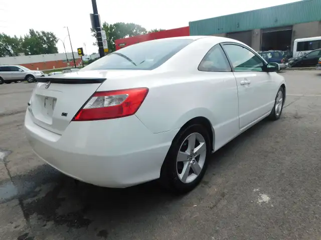 Honda Civic SE Mags Toit Ouvrant 2011 in Cars & Trucks in City of Montréal - Image 7