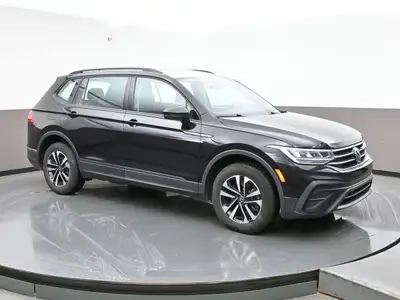Experience the perfect balance of style, versatility, and performance with the 2024 Volkswagen Tigua...