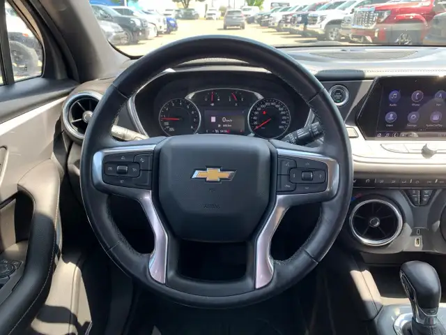 2022 Chevrolet Blazer in Cars & Trucks in Medicine Hat - Image 17