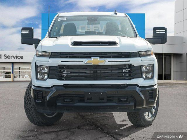 2025 Chevrolet Silverado 2500HD Custom in Cars & Trucks in Windsor Region - Image 2