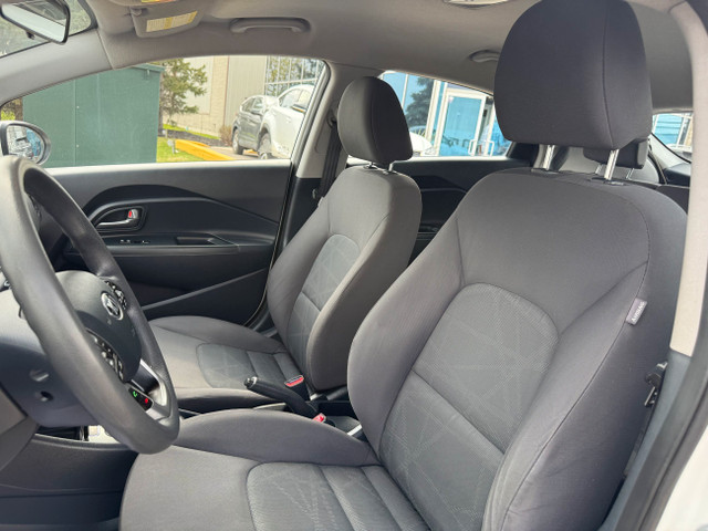 2014 Kia Rio KIA Rio -HATCHBACK - 4 Doors in Cars & Trucks in Oakville / Halton Region - Image 3