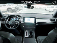 All purchasers receive a CarHub Rewards Card for $1000 towards service! This Volkswagen Atlas Cross... (image 1)