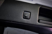 Navigation, Premium Audio, Power Liftgate, Active Park Assist, Heated Steering Wheel! 6 LOCATIONS KI... (image 6)