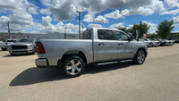 This 2025 RAM 1500 TRADESMAN CREW CAB 4X4 has the following options Cloth Bench Seat, Remote Start S... (image 4)