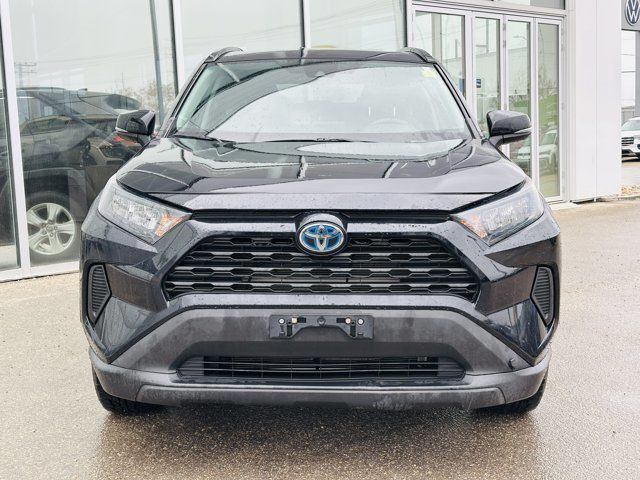 2021 Toyota RAV4 Hybrid LE | DUAL-ZONE CLIMATE CONTROL in Cars & Trucks in Winnipeg - Image 2