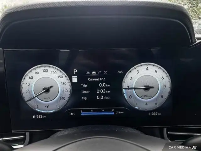 2024 Hyundai Elantra Preferred w/Tech Package | CarPlay in Cars & Trucks in Cambridge - Image 17