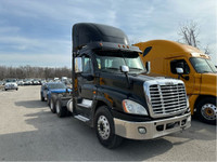  2019 Freightliner Heavy Spec Cascadia Day Cab