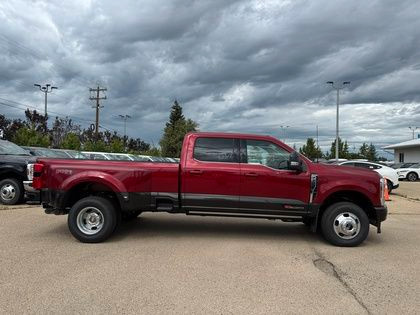 2025 Ford F-350 KING RANCH DRW w/FX4, PRO PWR, MAX RECLINE & MNR in Cars & Trucks in Edmonton - Image 2