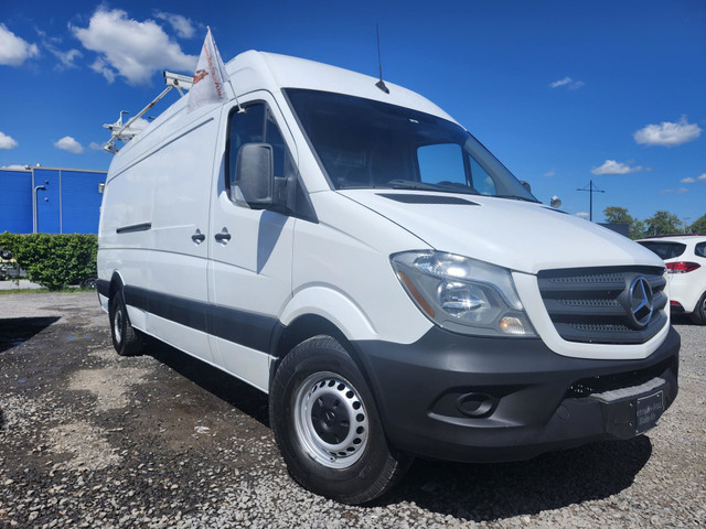 2018 Mercedes-Benz Sprinter Cargo Van HD ALLONGE HIGHROOF DIESEL in Cars & Trucks in City of Montréal