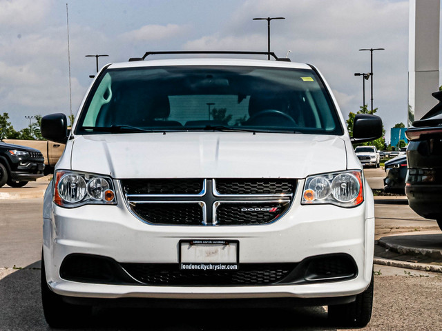 2017 Dodge Grand Caravan CVP/SXT STOW AND GO | LOW KMS | Cust... in Cars & Trucks in London - Image 2