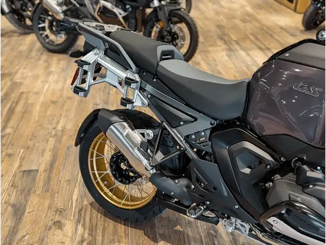 2025 BMW R 1300 GS Adventure // Triple Black in Dirt Bikes & Motocross in Winnipeg - Image 11