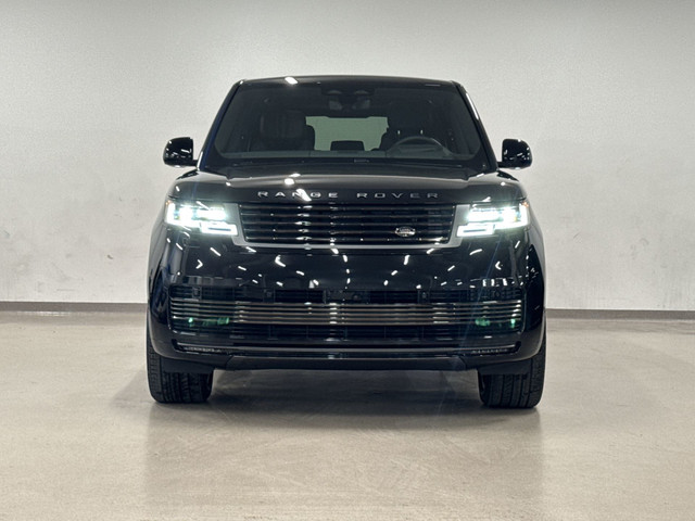 2024 Land Rover Range Rover P615 SV SWB dans Autos et camions  à Ville de Montréal - Image 3