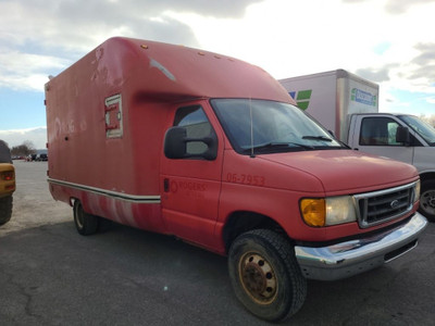 2006 Ford E-350 CATAWAY BOX(tel quel)