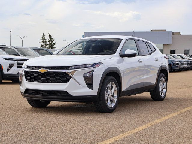 2025 Chevrolet Trax 1LS 1.2T in Cars & Trucks in Edmonton - Image 4