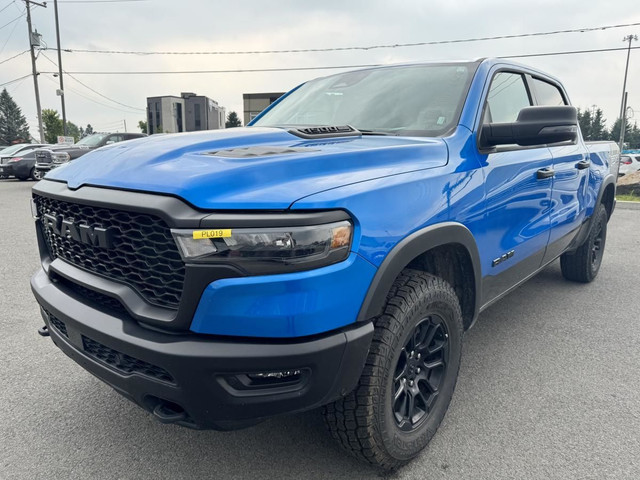 RAM 1500 Rebel cabine d'équipe 4x4 caisse de 5 pi 7 po 2025 à ve in Cars & Trucks in Laurentides