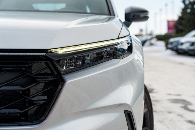 2025 Honda CR-V Hybrid Touring in Cars & Trucks in Edmonton - Image 4