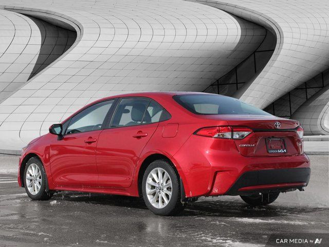 2021 Toyota Corolla SD in Cars & Trucks in London - Image 3