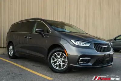 The 2021 Chrysler Pacifica Touring-L is a well-appointed minivan that balances family-friendly featu...