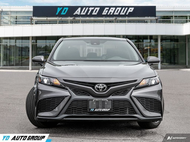 2022 Toyota Camry SE Auto AWD l Clean Carfax l One Owner!!! in Cars & Trucks in Markham / York Region - Image 2