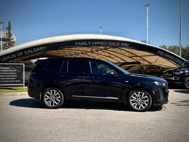 2021 Cadillac XT6 Sport in Cars & Trucks in Calgary - Image 2