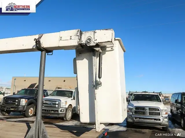 2012 Ford F-350 Chassis XL REGULAR CAB POWER STROKE DIESEL BU... dans Autos et camions dans Ville d’Edmonton - Image 22