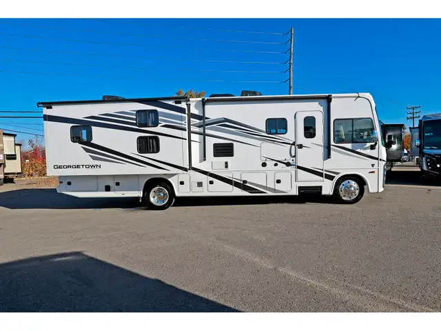 2024 Forest River Georgetown 3 Series 33B3 bunk bed 2024 Classe  in RVs & Motorhomes in Laval / North Shore - Image 36