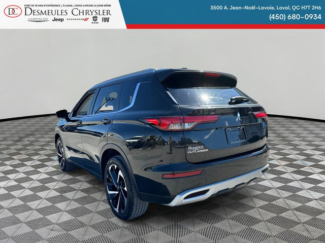 2022 Mitsubishi Outlander Black Edition awd Navigation Toit ouvr in Cars & Trucks in Laval / North Shore - Image 3