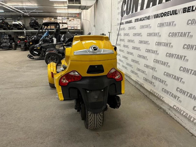 2015 Can-Am Spyder RT-S SE6 jaune in Touring in Laval / North Shore - Image 4
