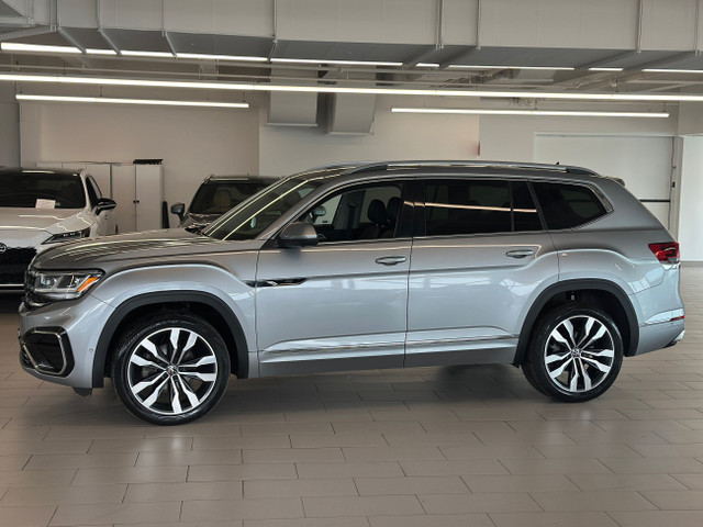 2021 Volkswagen Atlas Execline r-line in Cars & Trucks in Laval / North Shore - Image 4