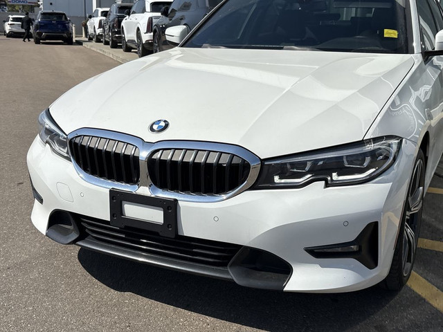 2020 BMW 3 Series 330i xDrive in Cars & Trucks in Edmonton - Image 4