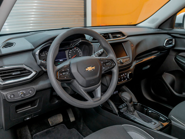 2023 Chevrolet Trailblazer LT AWD *SIÈGES CHAUFF* CARPLAY BLUETO in Cars & Trucks in Laurentides - Image 2