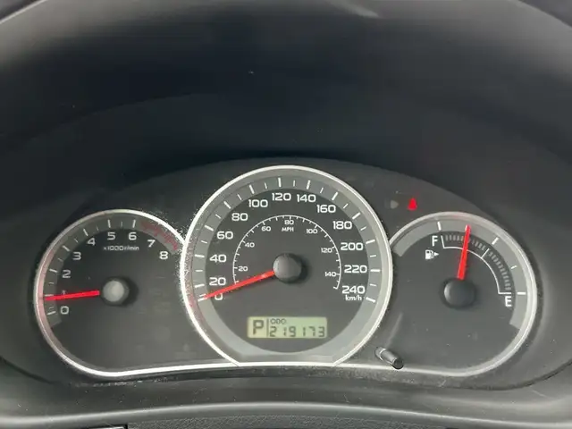 2009 Subaru Impreza 2.5i dans Autos et camions dans Calgary - Image 18