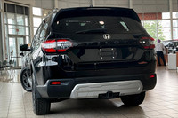 FINANCE OR LEASE PURCHASE PRICE: 51,600 + HST + Finance/Lease Fee + Licensing CASH PRICE: $53,600 +... (image 3)