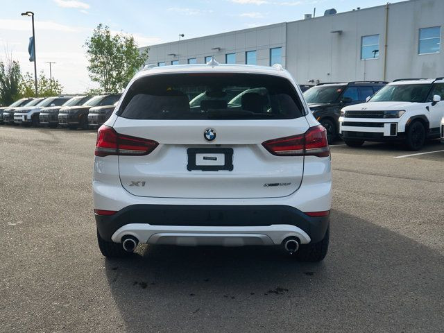 2021 BMW X1 XDrive28i | Awd | Sunroof | Heads-up Display in Cars & Trucks in Edmonton - Image 4